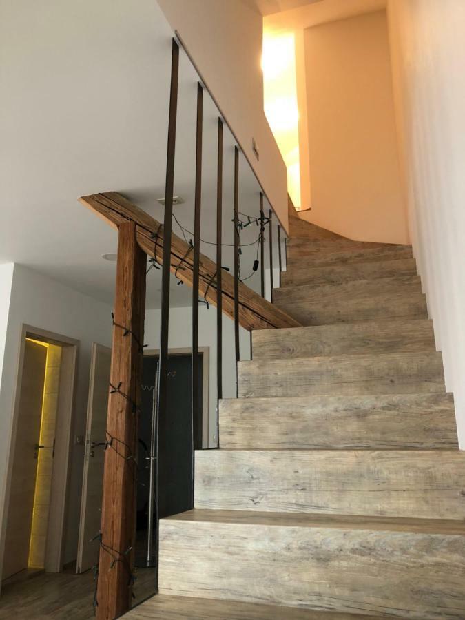 Apartma Linhartov Trg ราโดว์ลิตซา ภายนอก รูปภาพ